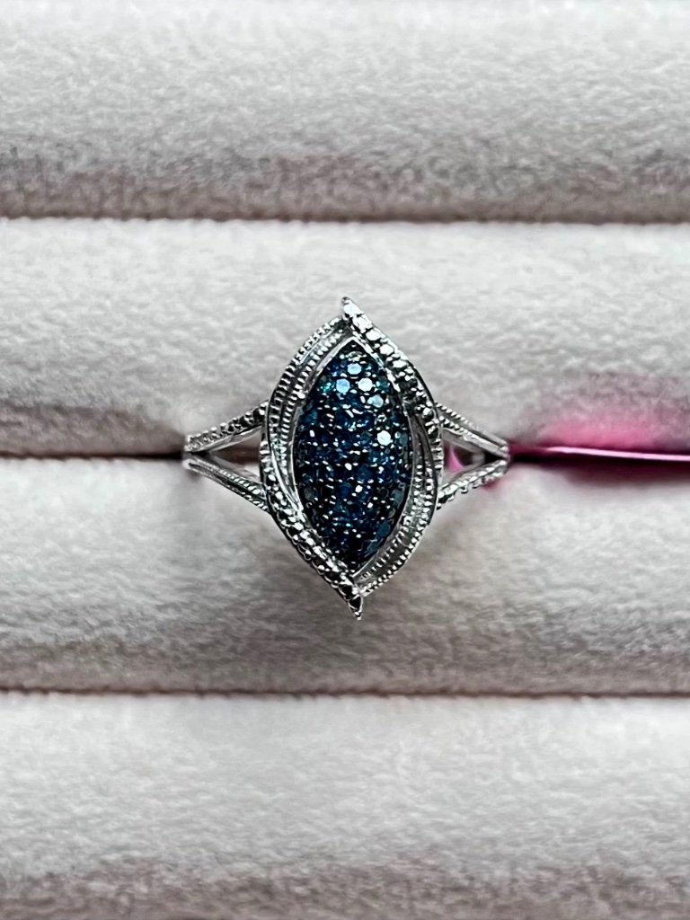 R113 | Natural Blue Diamond Marquise Cluster Ring
